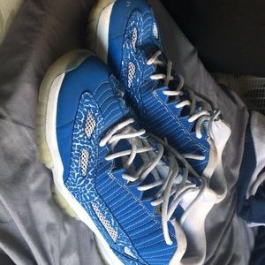 Jordan 11 IE Low Size 10